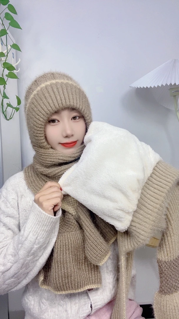 新款围巾户外秋冬季加厚护耳帽保暖帽韩版百搭抗寒洋气围脖一体