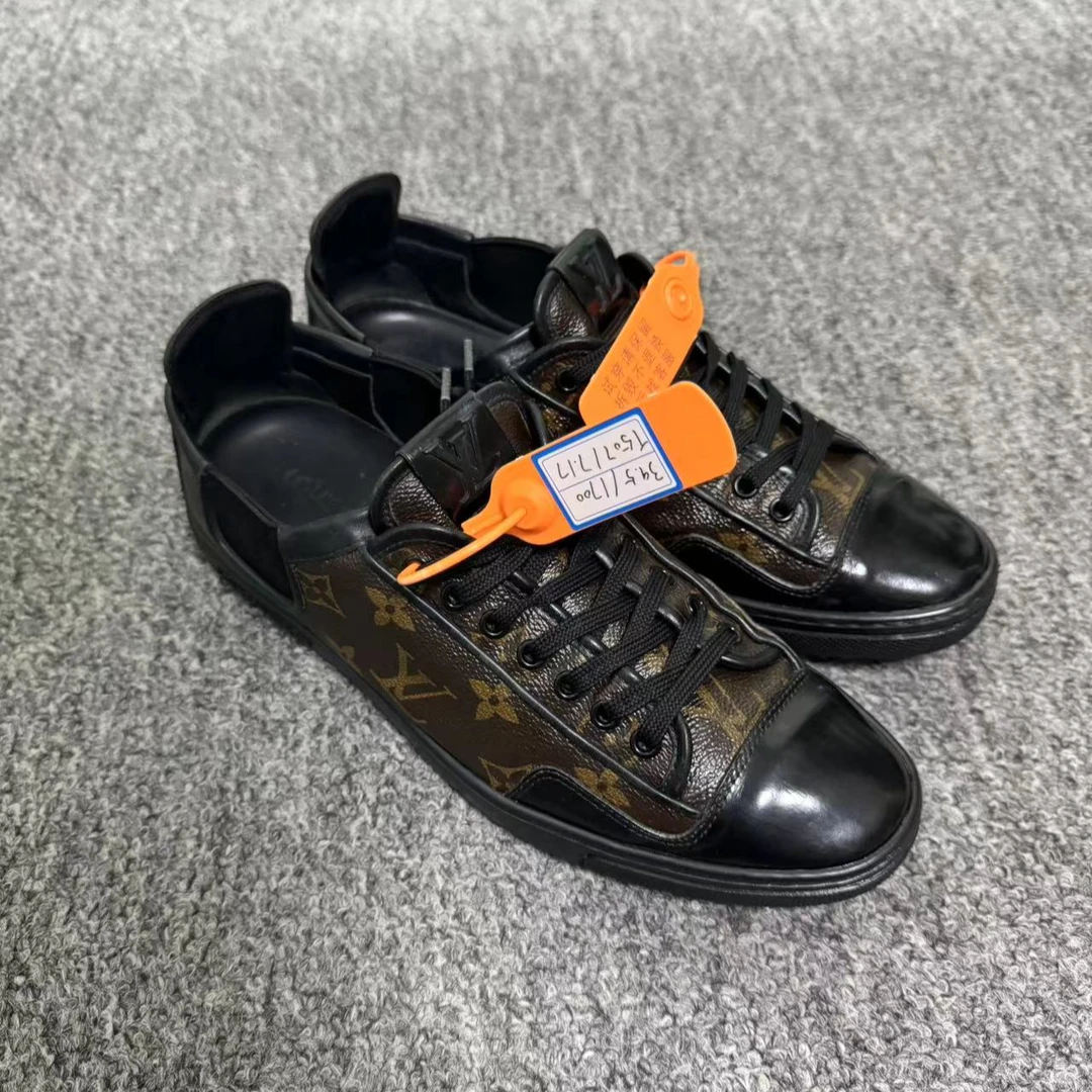 【95新】LV 老花贝壳头 39.5欧码 编号:T507