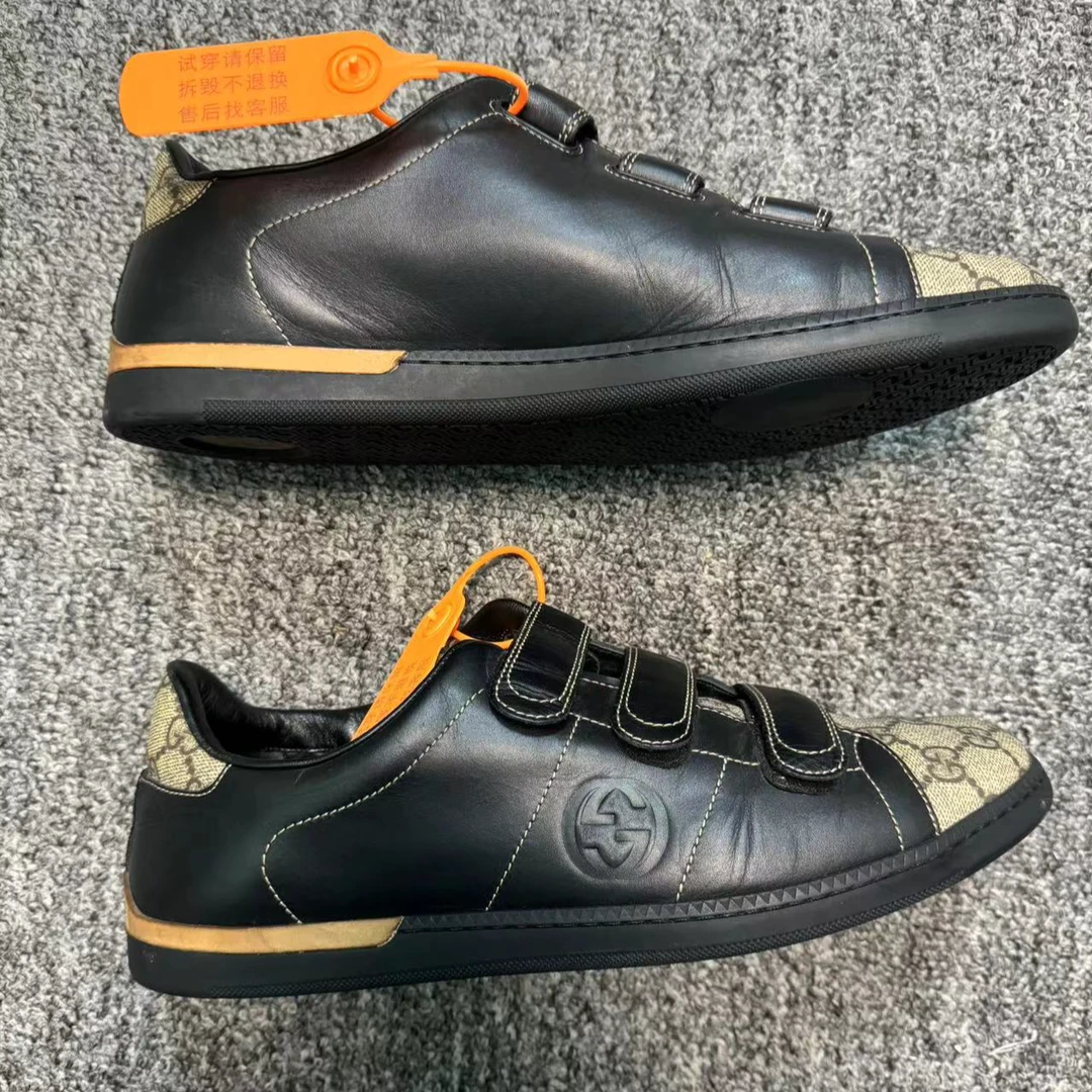 【95新】Gucci 黑色老花魔术贴板鞋 42欧码 编号：T69