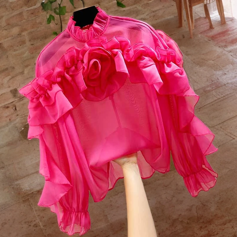 2025春季新款女装流行荷叶边拼接立体花朵装饰立领套头欧根纱衬衫