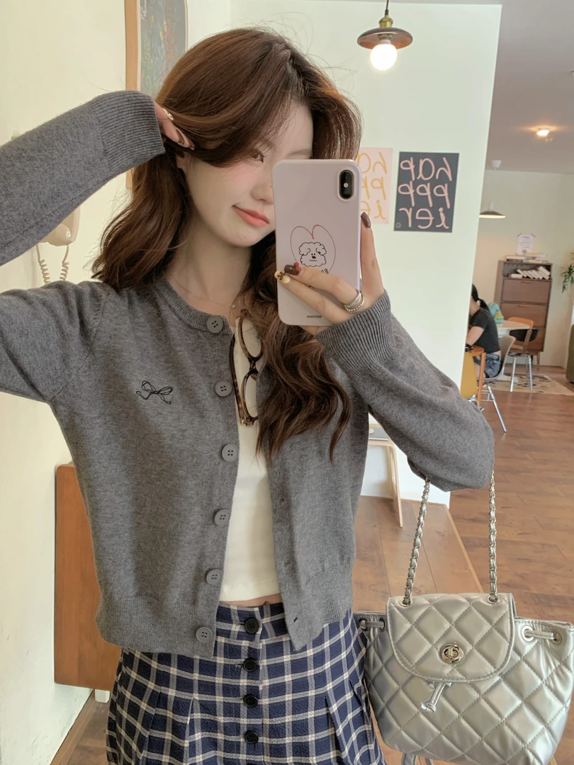 早秋韩版气质时尚百搭宽松设计感修身显瘦毛针织衫长袖开衫外套女