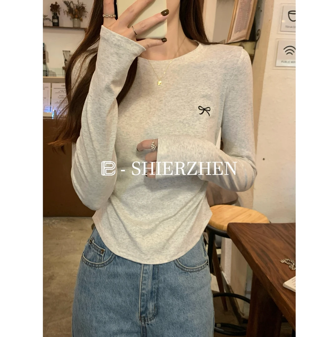 2025春季韩版减龄蝴蝶结刺绣圆领套头时尚百搭设计感长袖T恤上衣