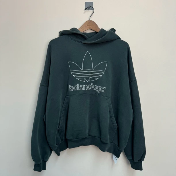 Balenciaga联名adidas墨绿色Logo帽衫/L码/98新/公价10800