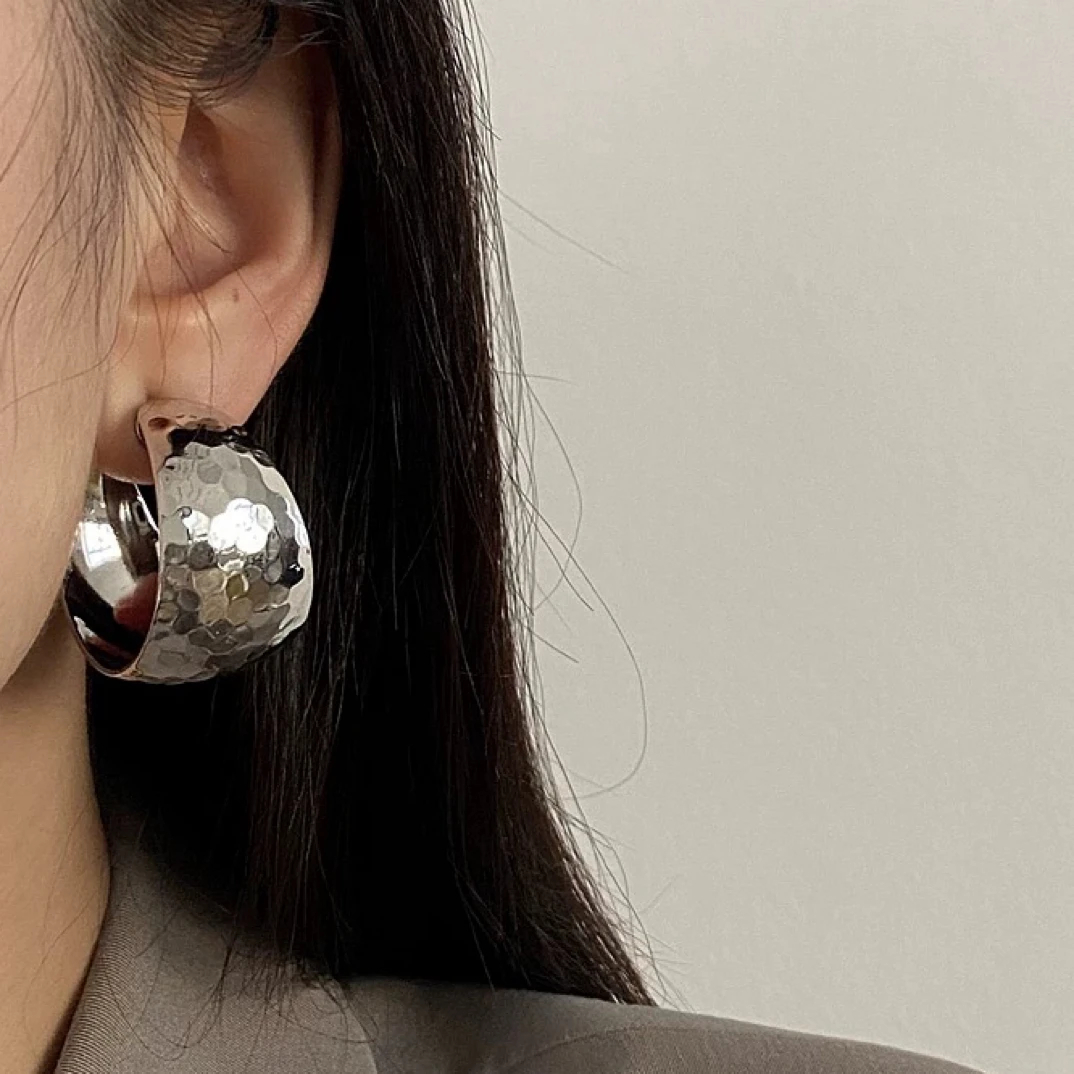 铜合金耳饰 设计感气质高级感耳环女夸张银针小众冷淡风时髦耳饰