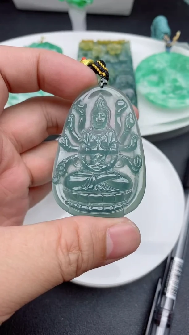 【闪购商品】翡翠颈饰未镶嵌11111111