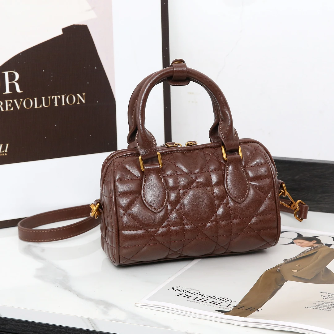 时尚经典菱格波士顿枕头包百搭通勤单肩包D2401