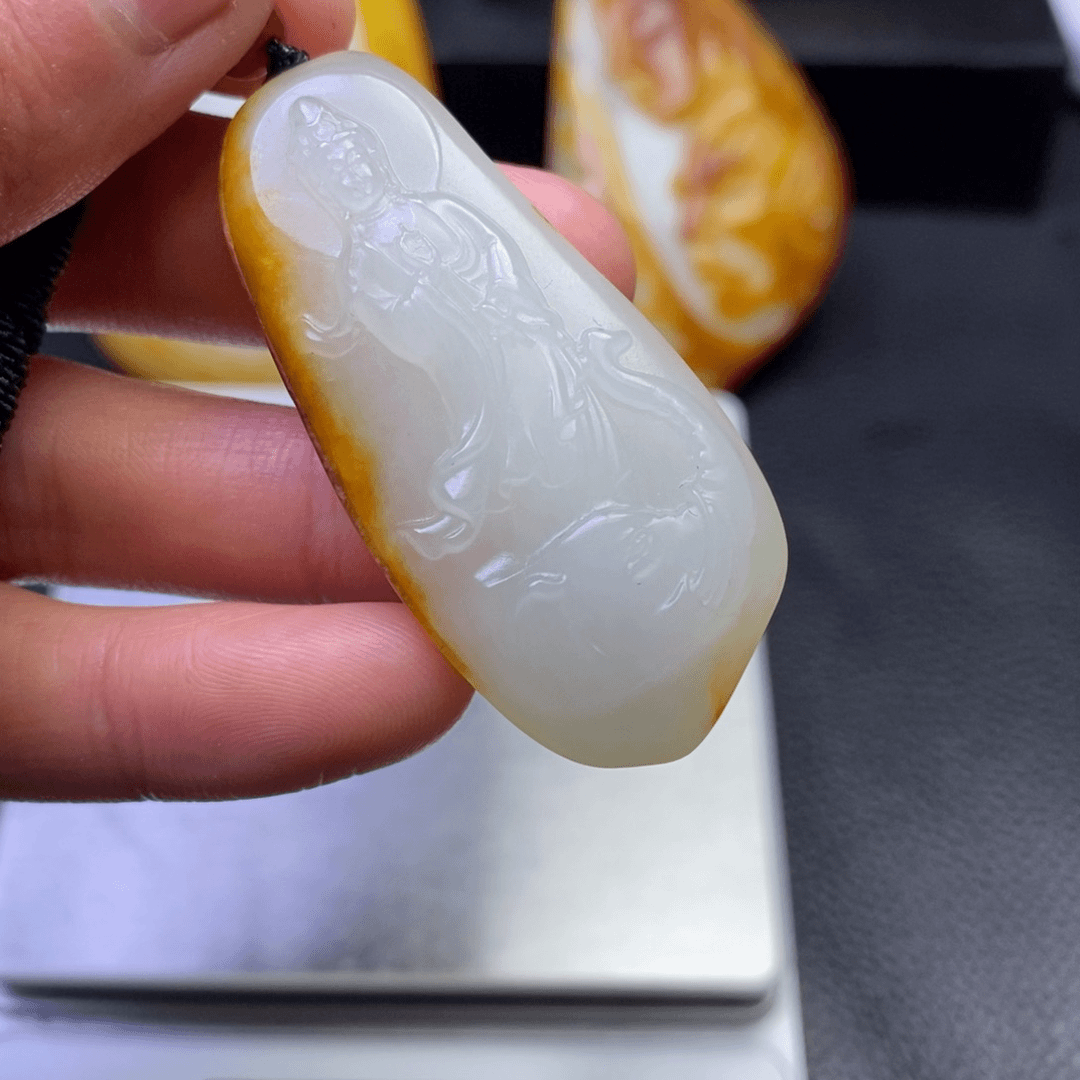 和田玉挂件未镶嵌k