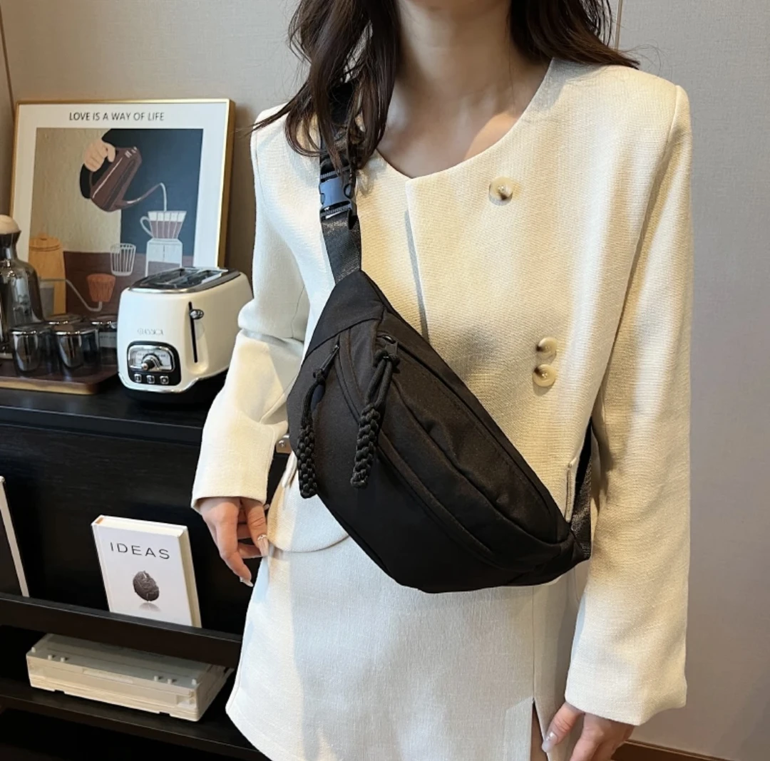 双兜尼龙布包包女2023新款简约百搭胸包大容量学生小跨包腰包