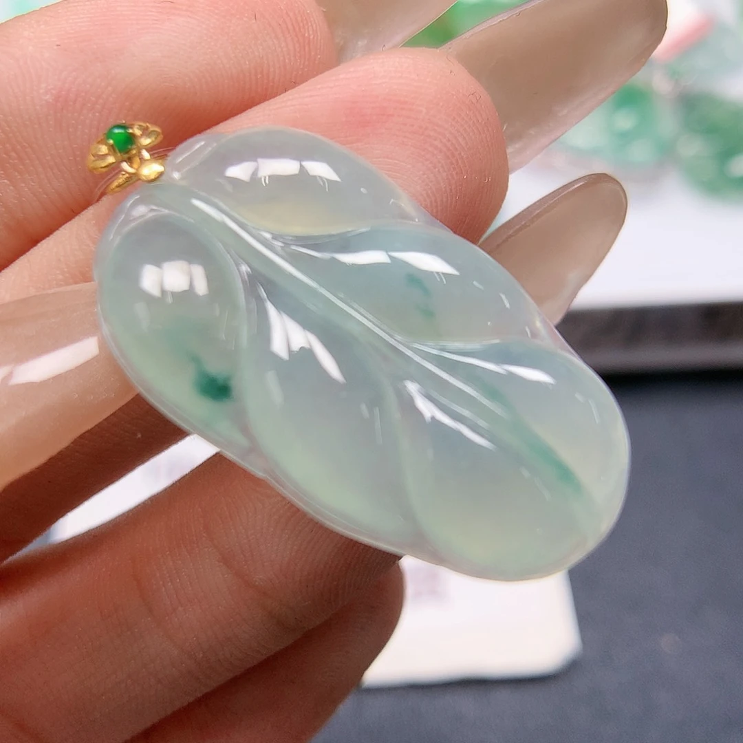 翡翠颈饰18K金镶嵌888888888888