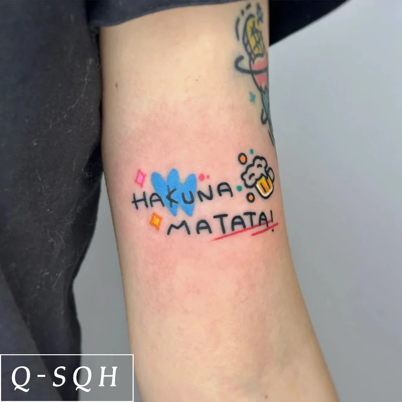 Q-SQH 酒鬼美女 可爱英文字彩色纹身贴防水持久女款手臂内侧小图