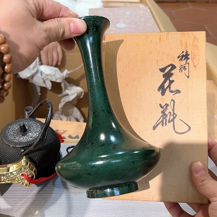 瓷器周边默认瑕疵