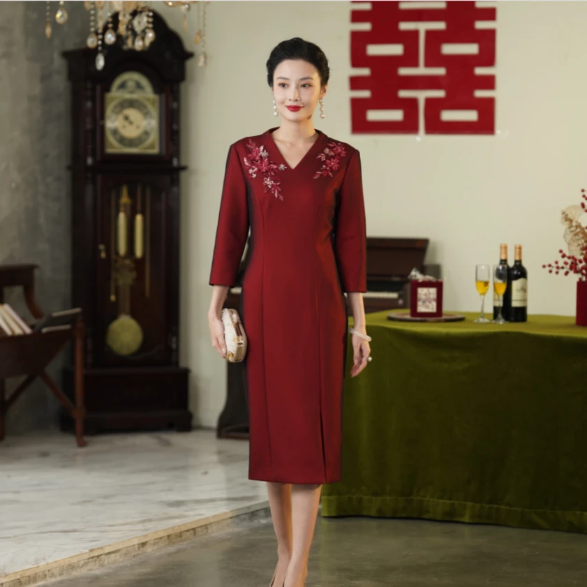 55329喜婆婆婚宴2023年新款气质品味修身减龄遮肉款礼服御姐穿搭