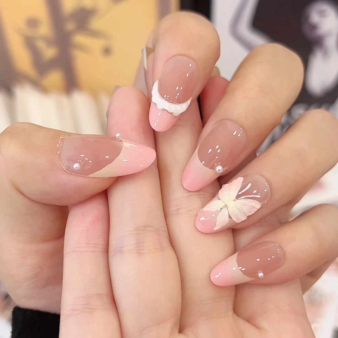 美少女| PinkAnnie纯手工定制穿戴甲可拆卸穿戴甲