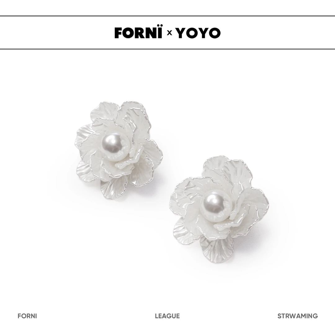 合金仿珍珠耳饰 FORNI x YOYO 奇缘 银针ins珠珠花朵耳环气质轻奢