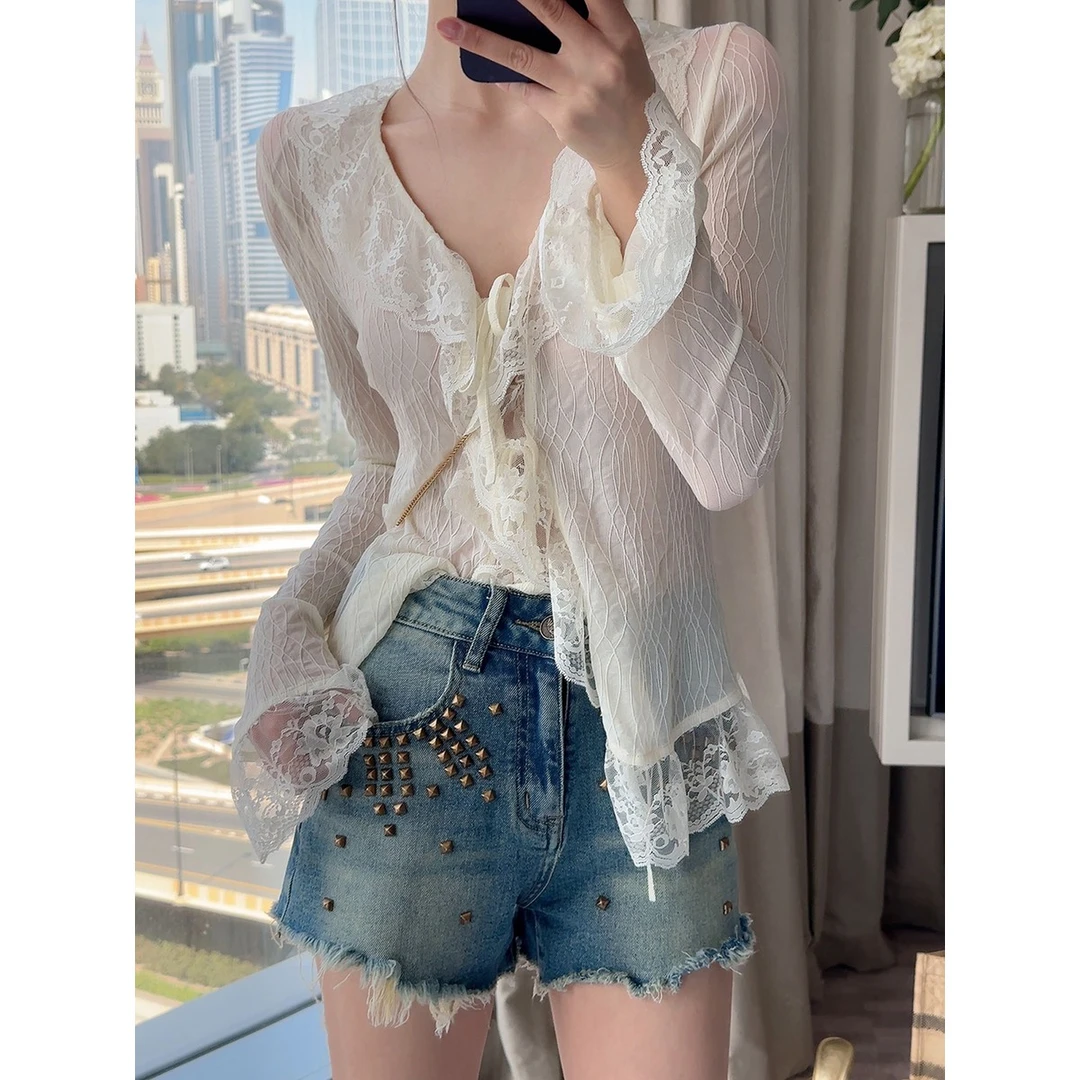 FORNI x YOYO     酷魅少女  毛边铆钉牛仔短裤高级蕾丝