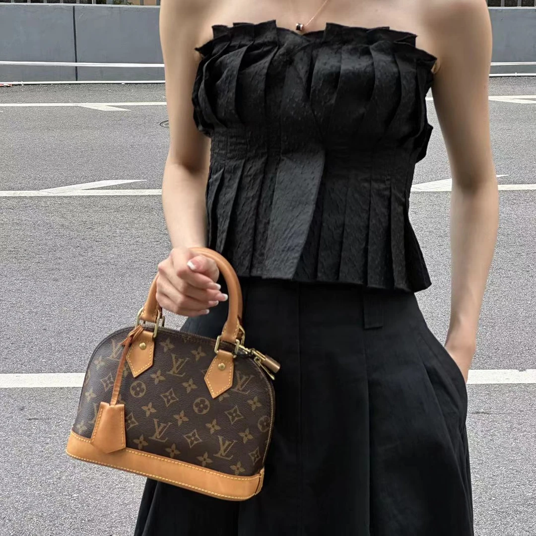 95新 LouisVuitton/路易威登 16960420 LV贝壳bb 24*18