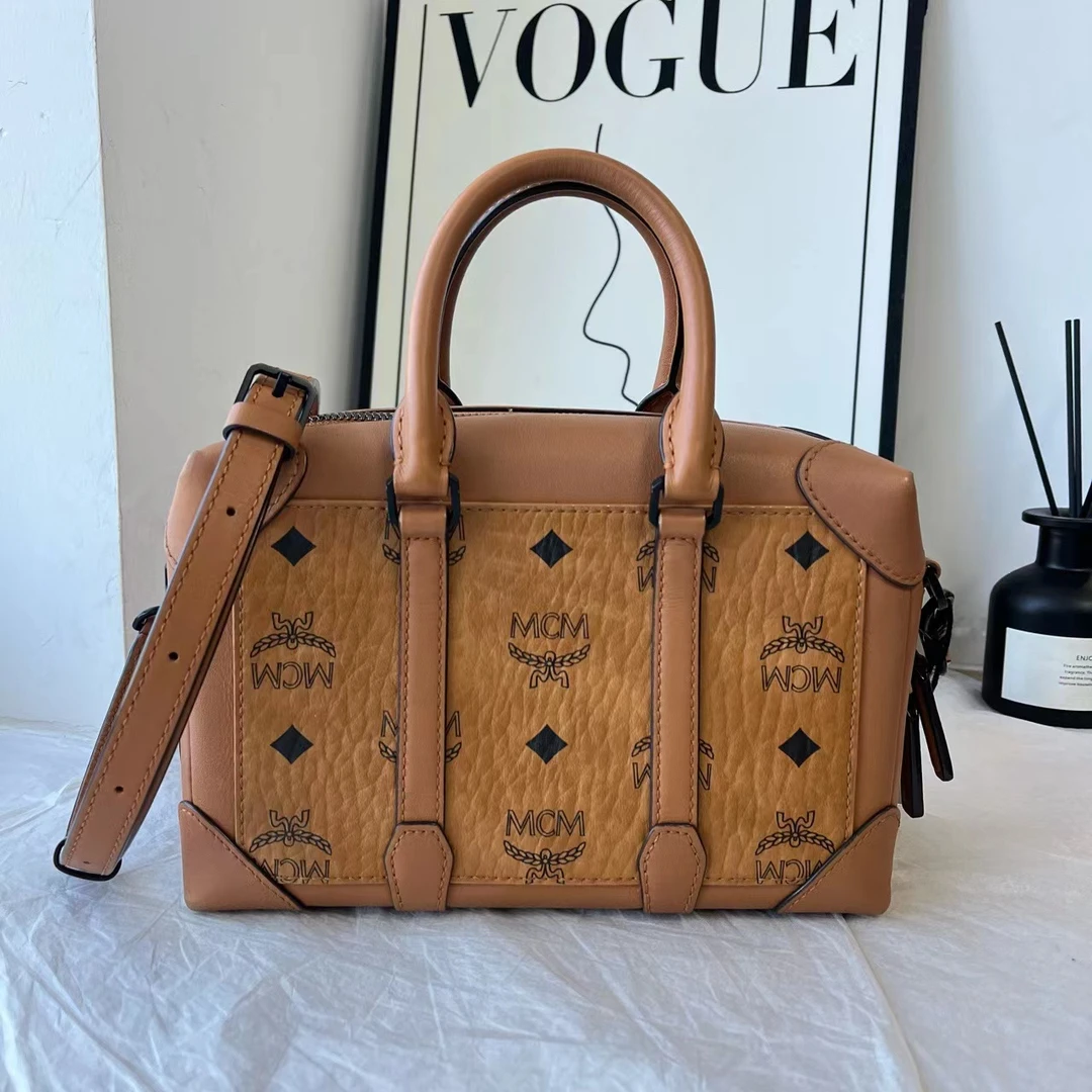 95新 MCM 8922567 MCM经典干邑色盒子包