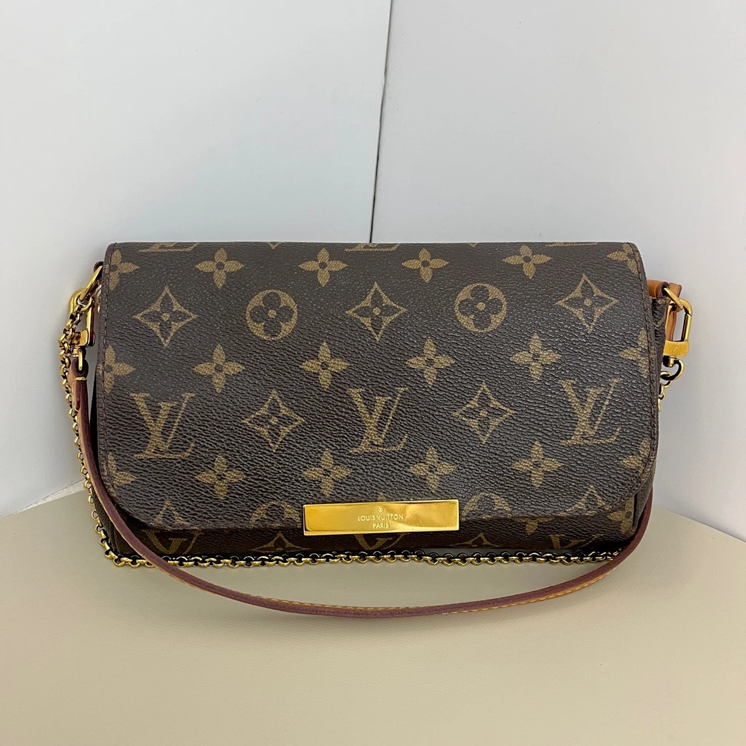 95新 LouisVuitton/路易威登 A1096 LV挚爱小号斜挎链条包