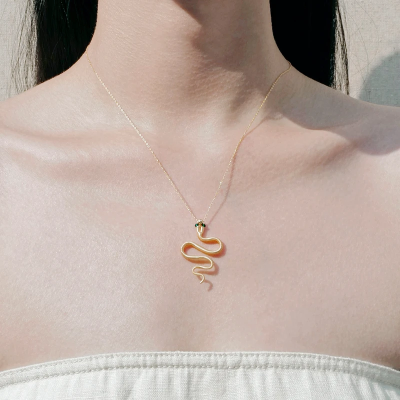 DANCE BLING吊坠灵蛇绕线绿金项链时尚轻奢金色坠链