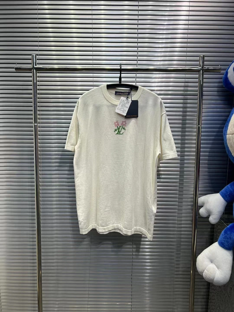 Louis Vuitton24新款花朵针织短袖 L码/全新