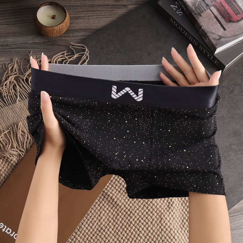 潮流新款男士内裤男款平角裤舒适透气大码个性星空青年四角裤时尚