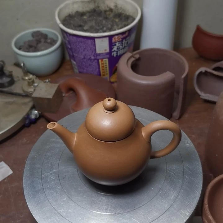 【闪购商品】朱泥茶壶?**?