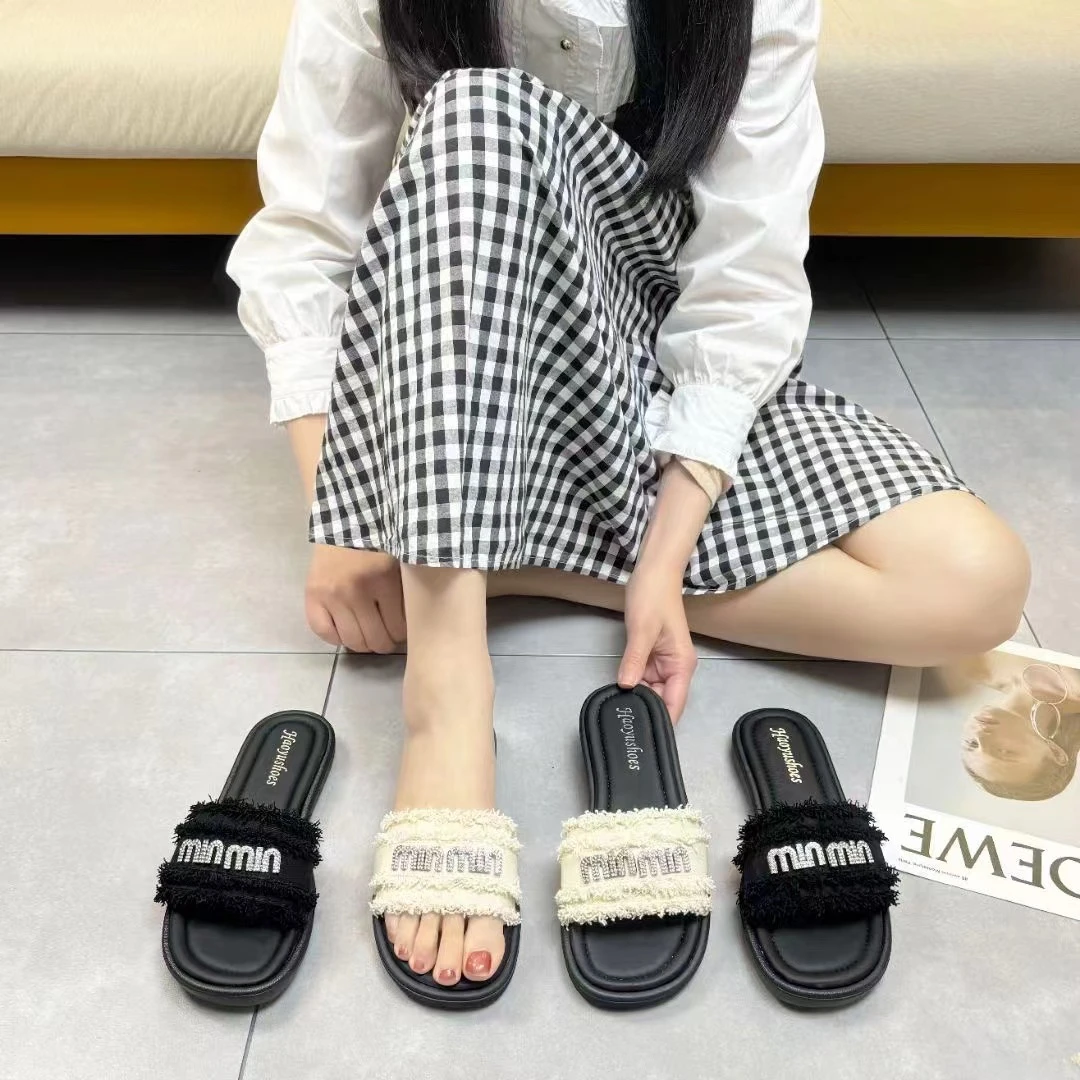 时尚2024年夏季新款小香风拖鞋女夏外穿舒适百搭平底沙滩外穿凉拖