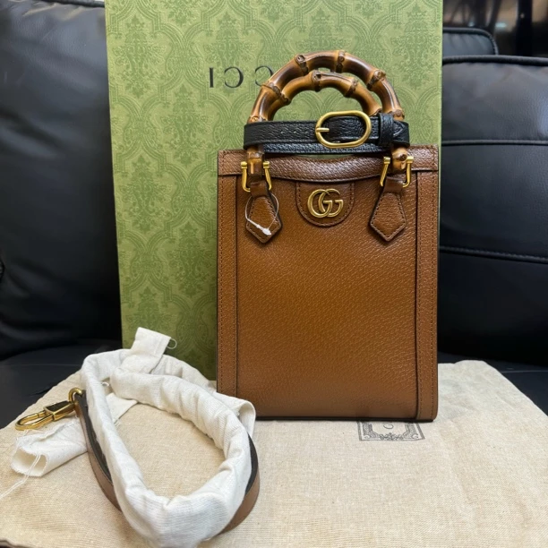 99新 GUCCI/古驰 古驰琴谱大全套/可送人