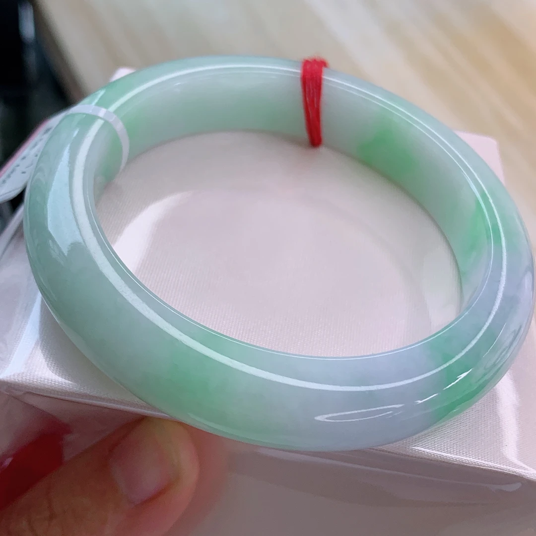 58圈口天然缅甸A货春带彩翡翠宽边手镯