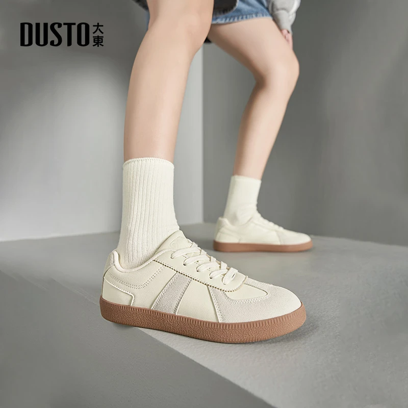 大东女鞋2025秋季爆款复古时尚百搭网红德训鞋软底舒适休闲鞋7561