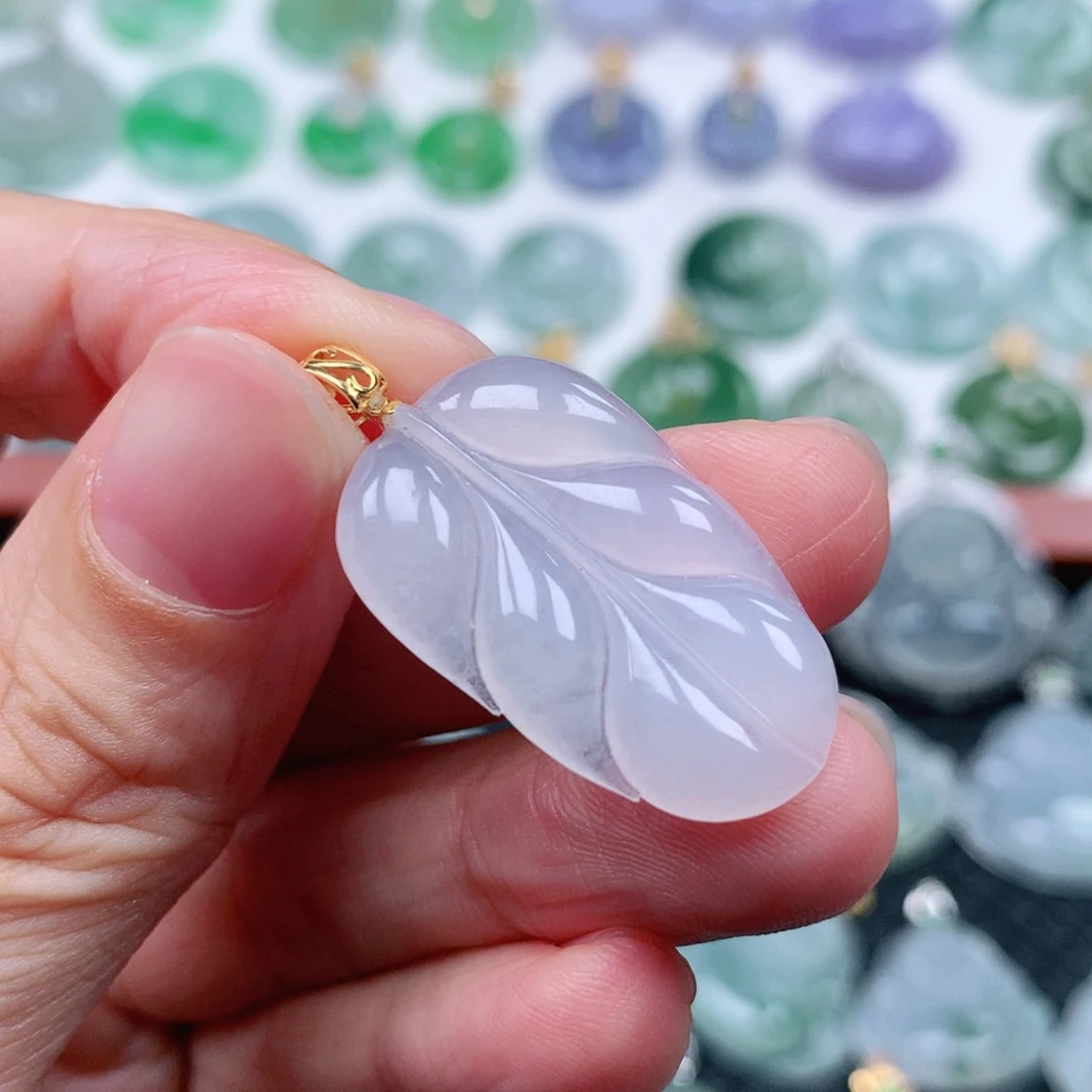 翡翠吊坠(不含链)18K金镶嵌