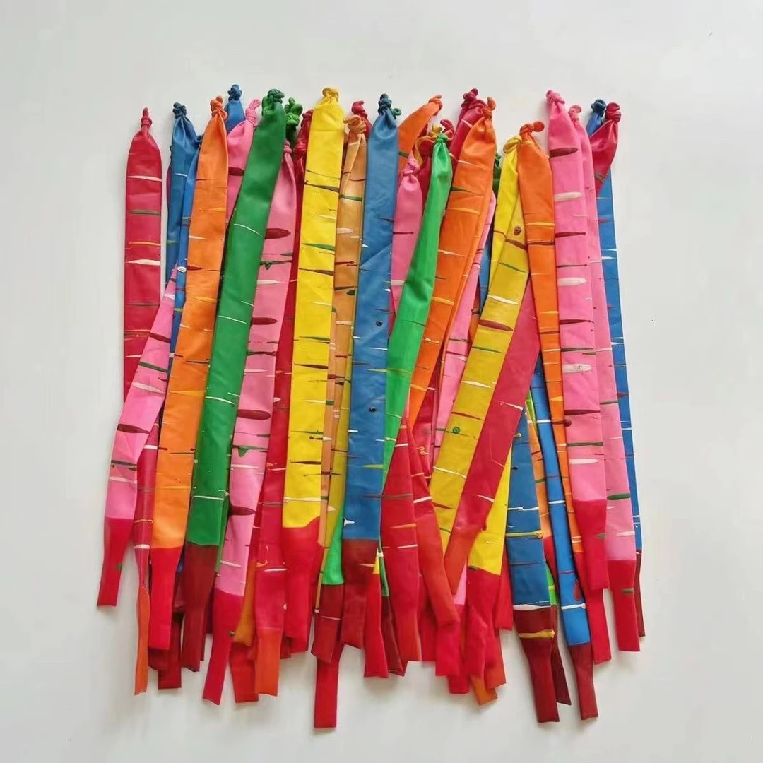 火箭气球充气会飞会叫加厚儿童飞天气球飞天汽球无毒吹龙爆款玩红