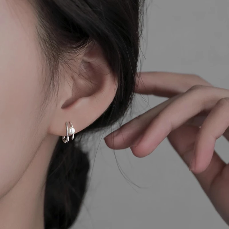 铜合金耳饰 韩版贝珠轻奢耳环女时尚小众百搭高级感耳饰