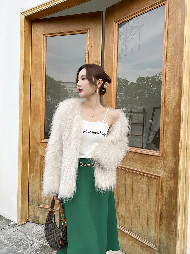 【新品上市】2023冬新款双面貉子毛编织外套女网红爆款显瘦大衣短