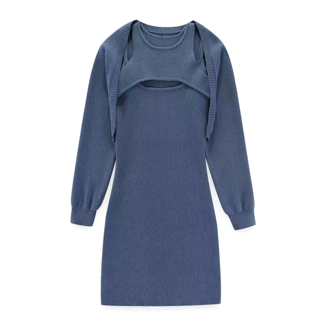 P293  纯色镂空小心机针织显瘦连衣裙