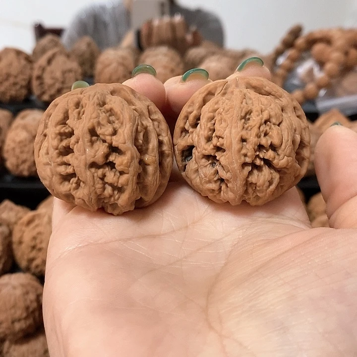 文玩核桃吊坠老*打底