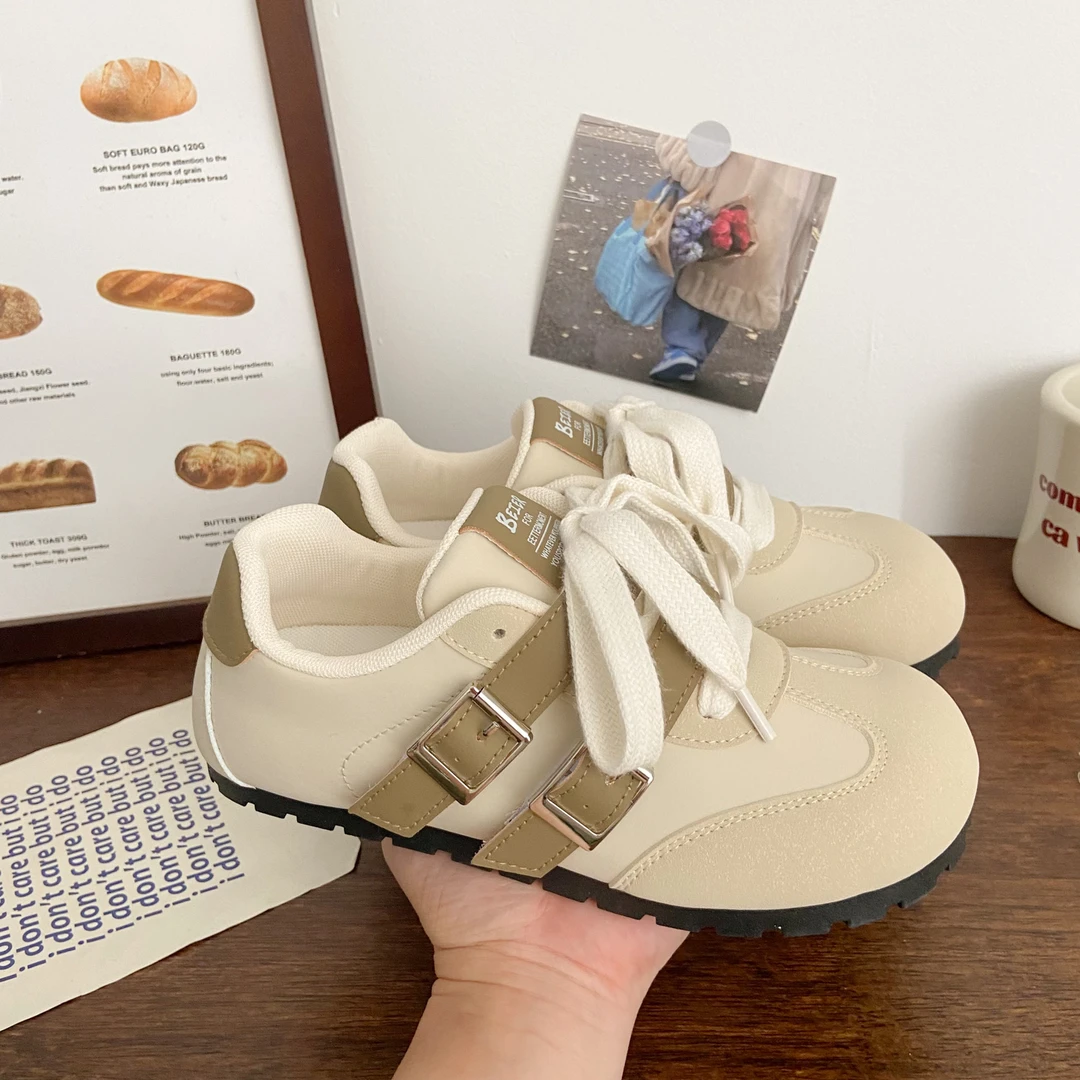 顽家潮鞋女鞋 801-1000 按主播报的编码去拍（偶有微瑕 介意勿拍）