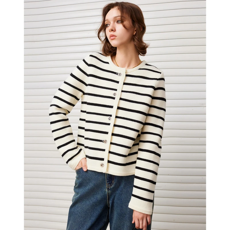 DKNY/唐可娜儿【星线好物】高级感圆领撞色条纹针织开衫W4404JJ840A