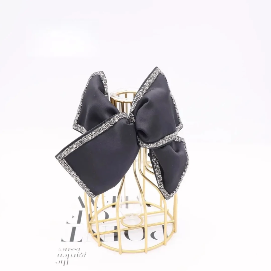 【乔伊】简约时尚百搭黑色抓夹