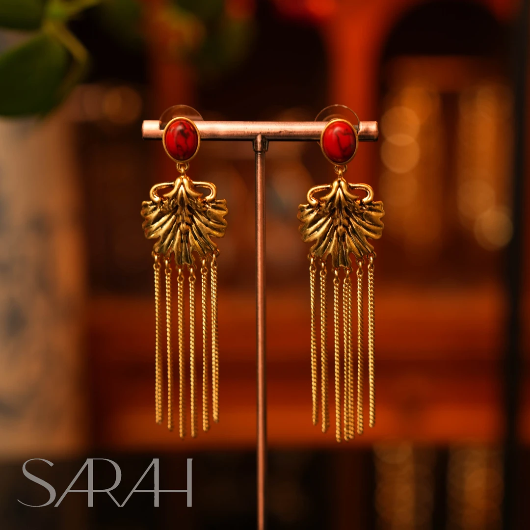 铜合金合成锆石耳饰 SARAH.精工制作 复古红色流苏款 925银针耳钉