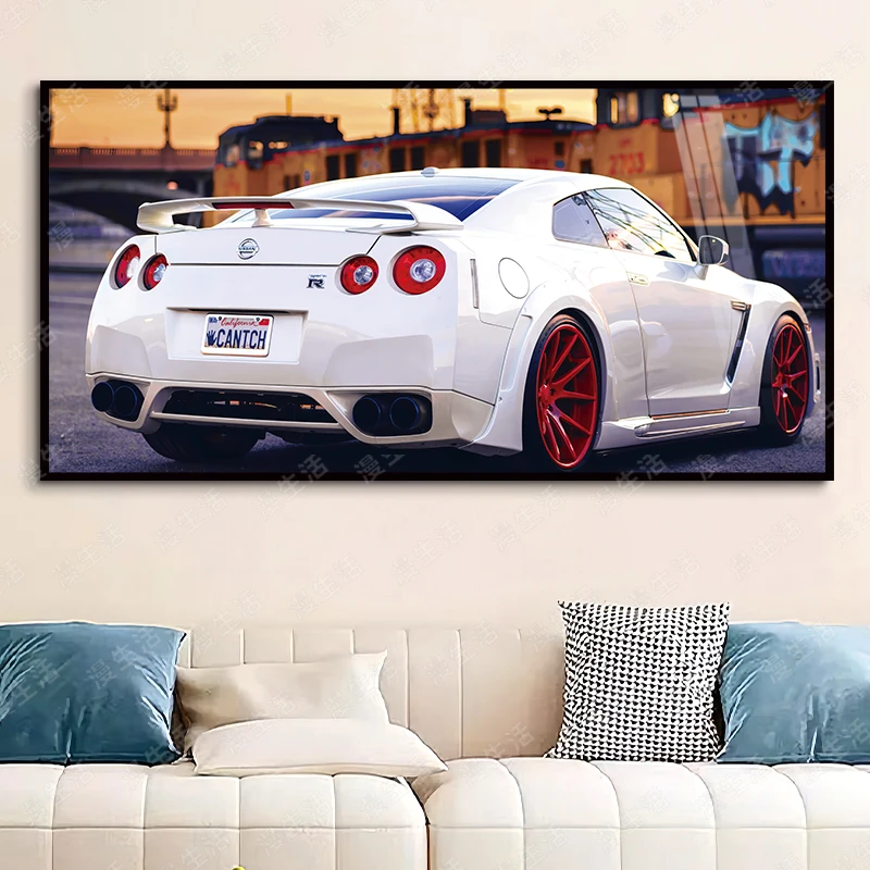 GTR超级跑车尾灯高清挂画电竞房无暴力熊卧室装饰画客厅玄关挂画