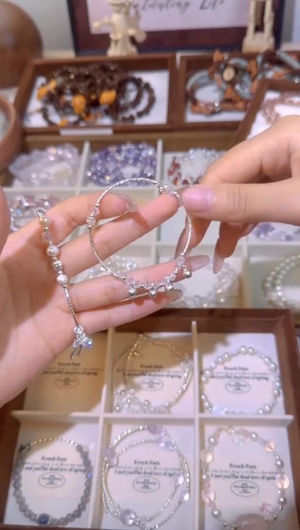 【闪购商品】水晶手链银S925镶嵌小铃铛