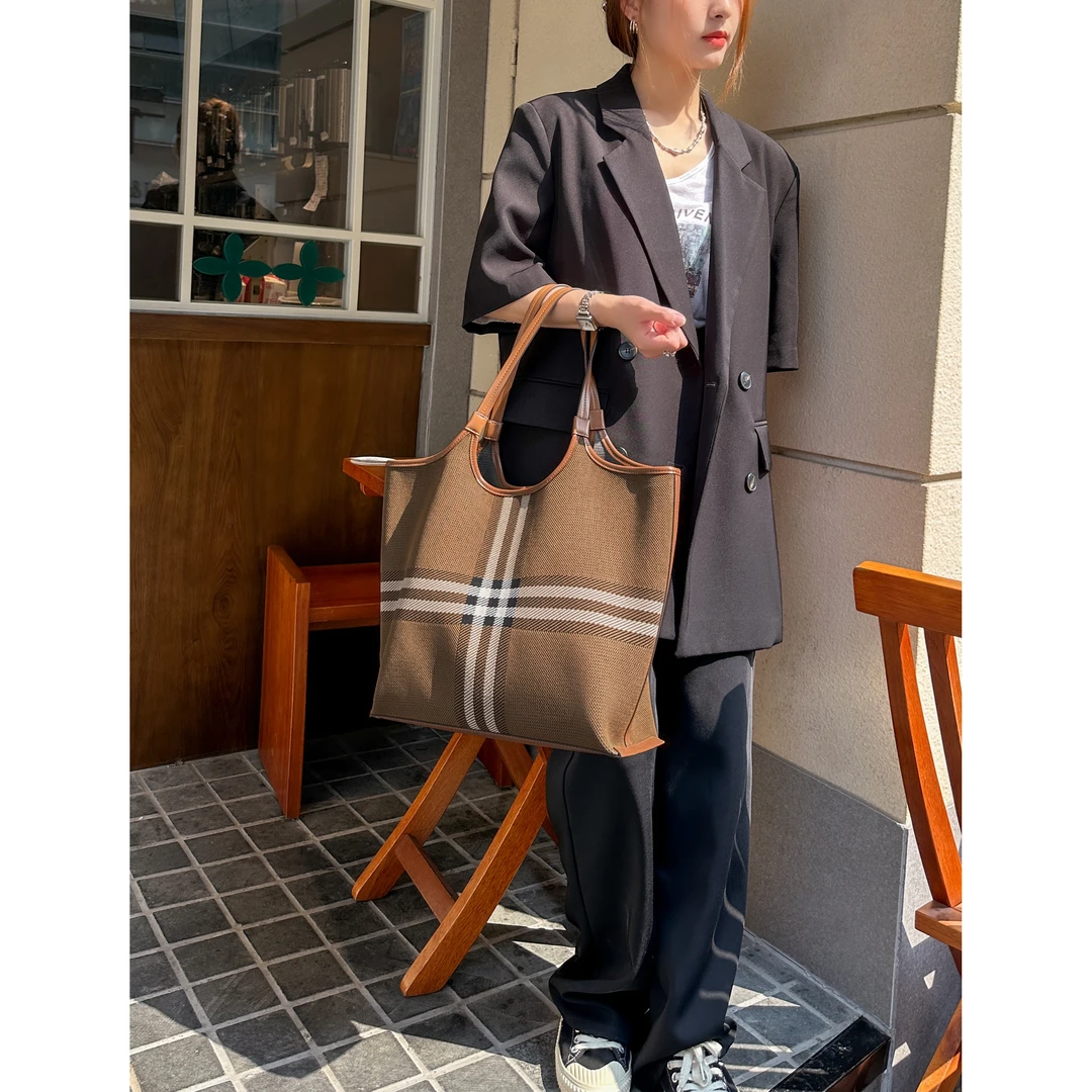 【母亲节礼物】SKL-6885-棕色RAIN.CUN轻奢小众时尚女士包