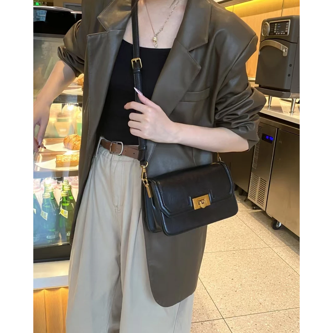 【母亲节礼物】SKL-5296-黑色RAIN.CUN轻奢小众时尚女士包