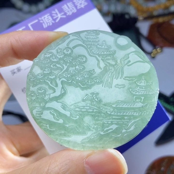 翡翠颈饰未镶嵌翡翠