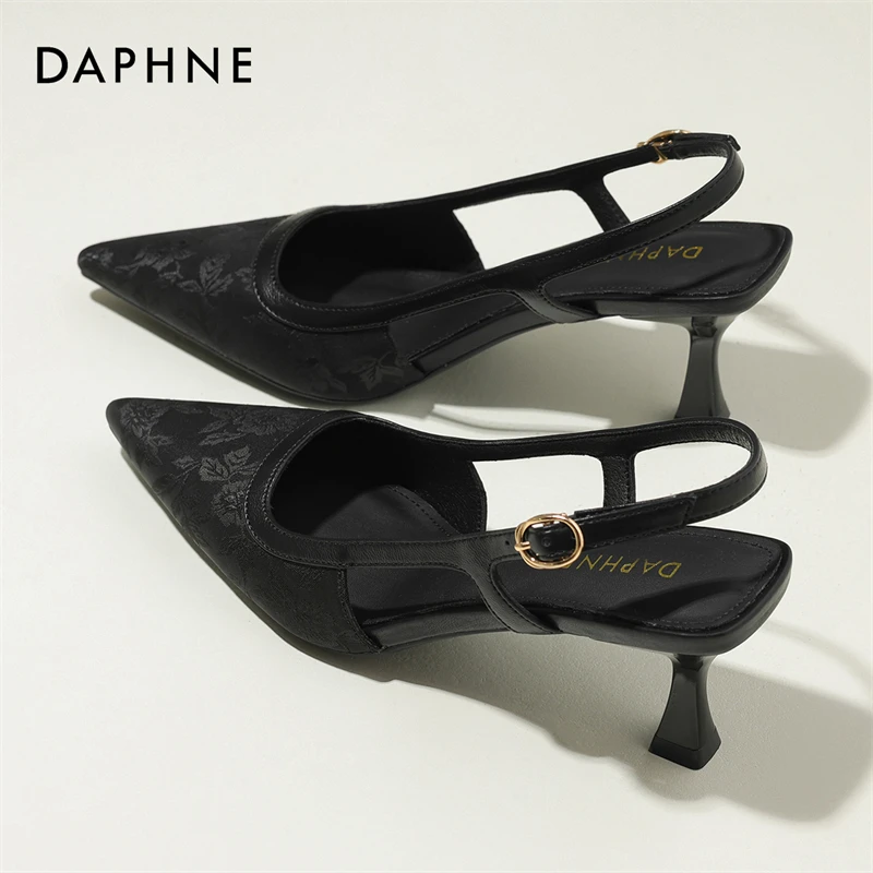 达芙妮2025新中式高跟鞋气质宴会尖头细跟高级感时尚设计感女士鞋