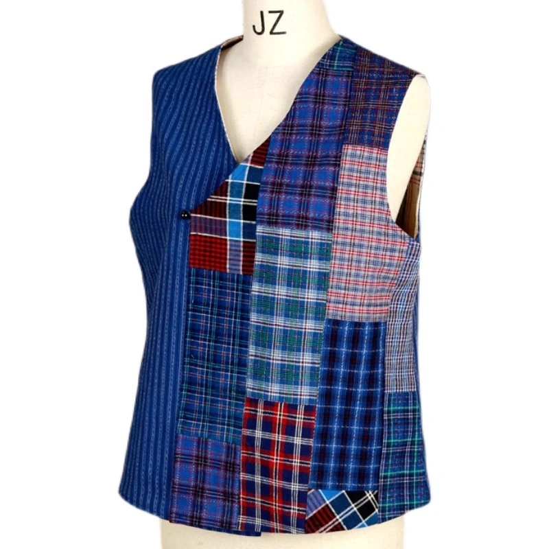 拼接款偏襟双层马甲