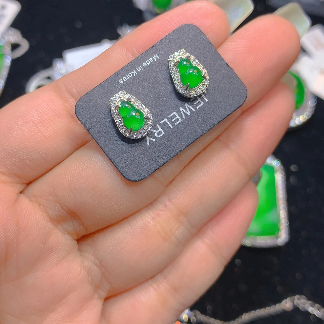 翡翠颈饰银S925镶嵌翡翠