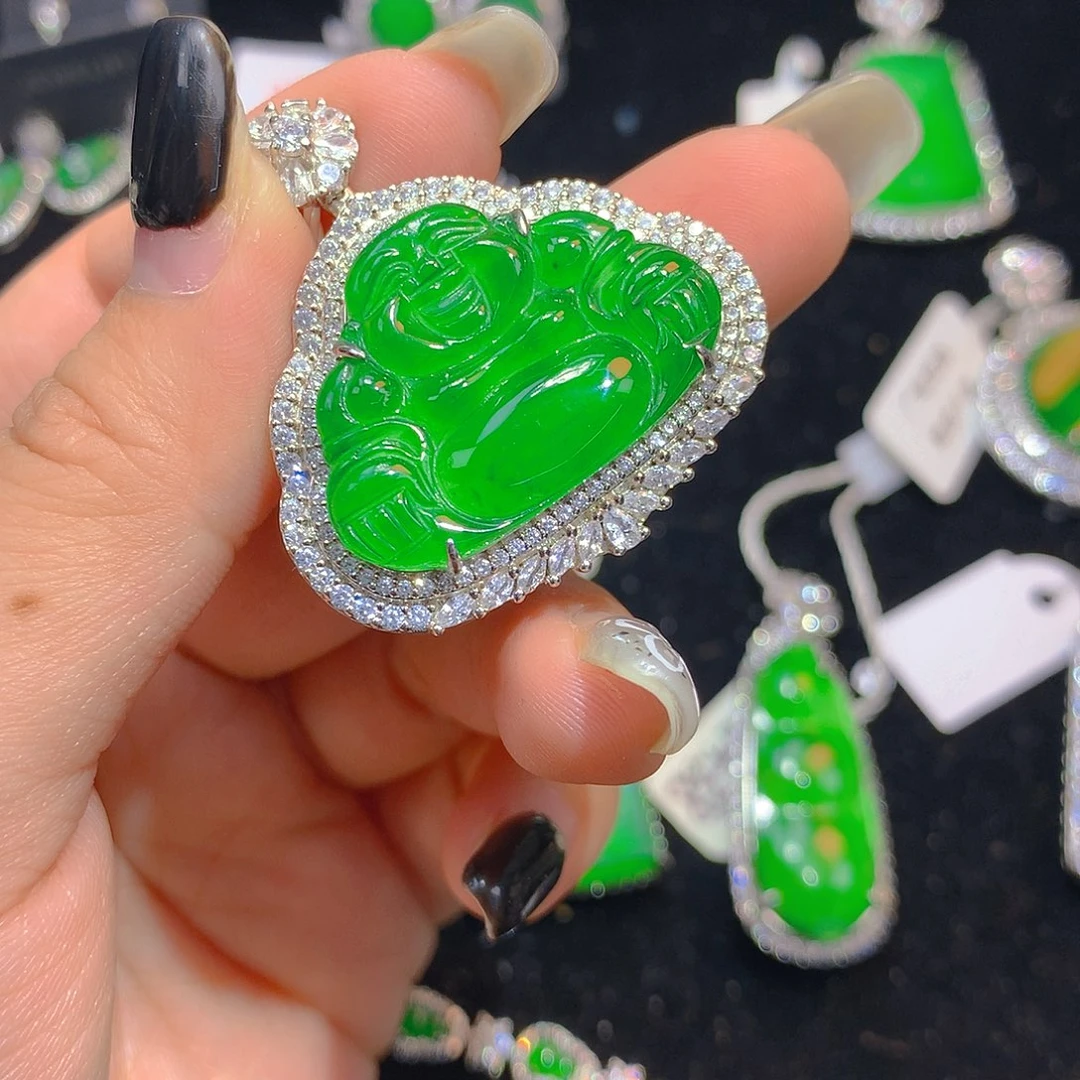 翡翠颈饰银S925镶嵌翡翠