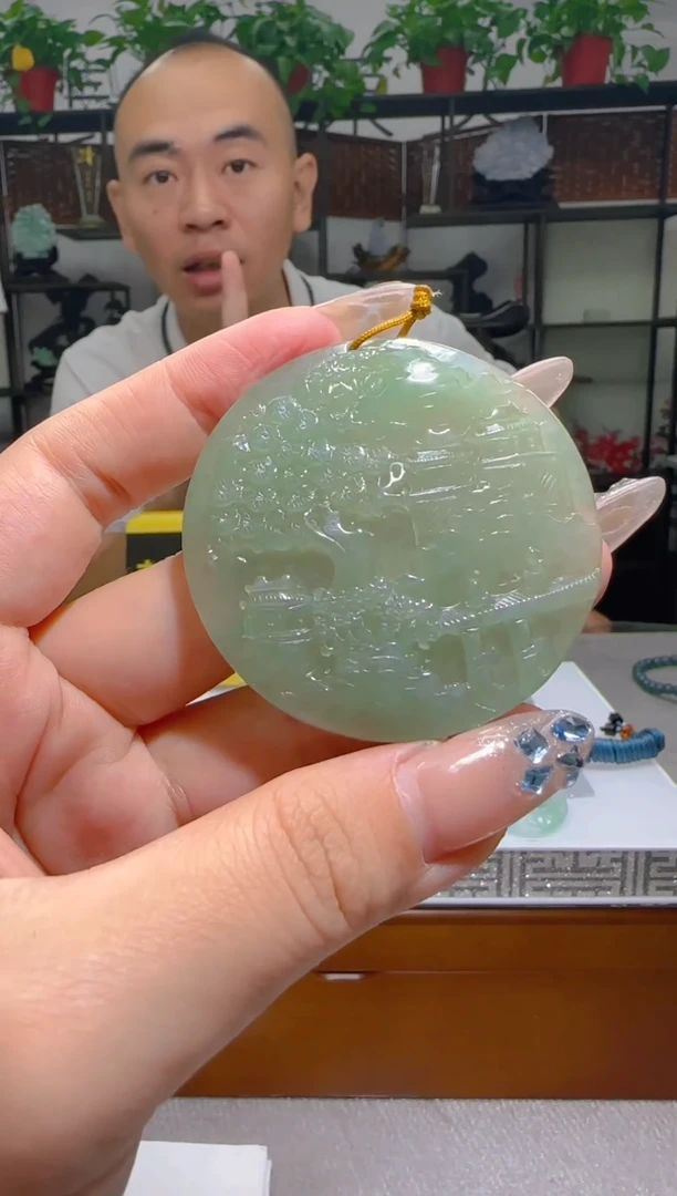 【闪购商品】翡翠颈饰未镶嵌天然翡翠A货吊坠